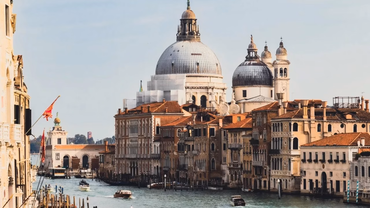 Surtourisme à Venise : la taxe d&rsquo;entrée, une solution pour préserver la cité des Doges ?