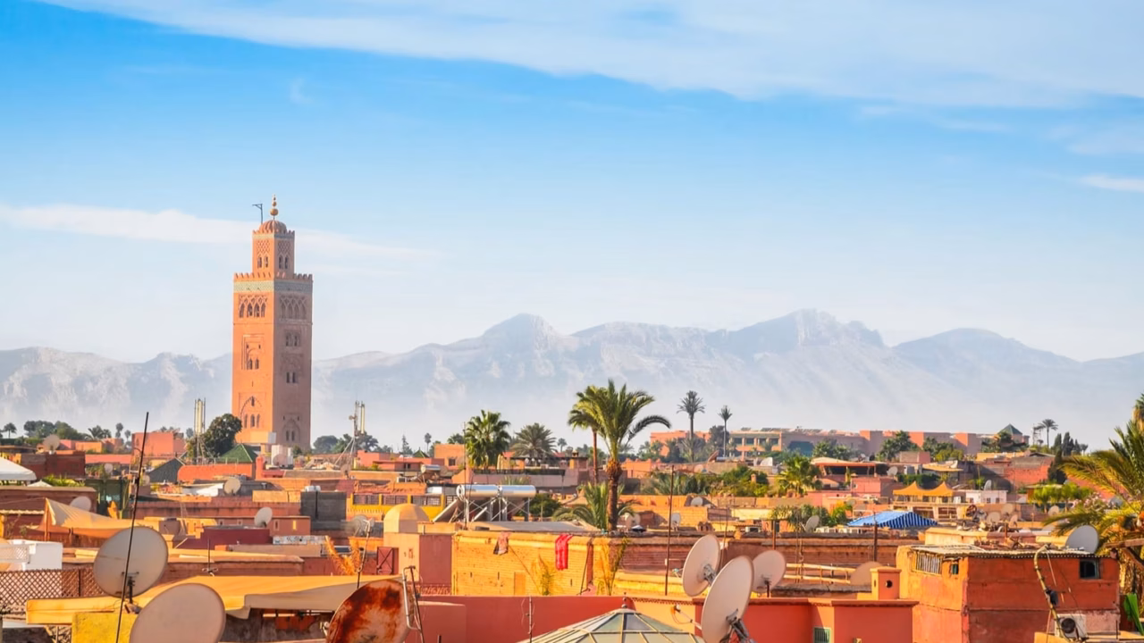Pour moins de 500 euros la semaine : découvrez la ville marocaine qui rivalise avec Marrakech et va vous séduire